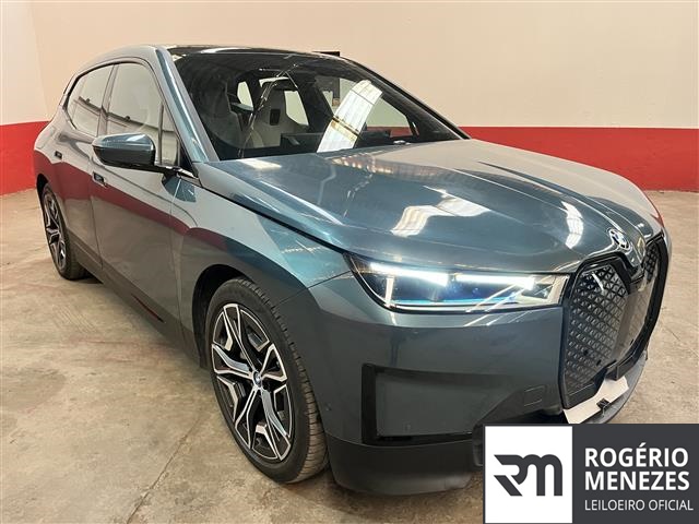IX XDRIVE40 2022
