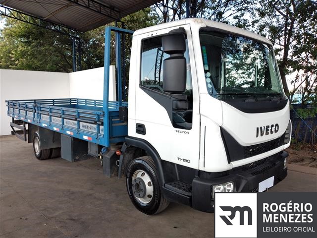 IVECO TECTOR 11-190 4X2 2021