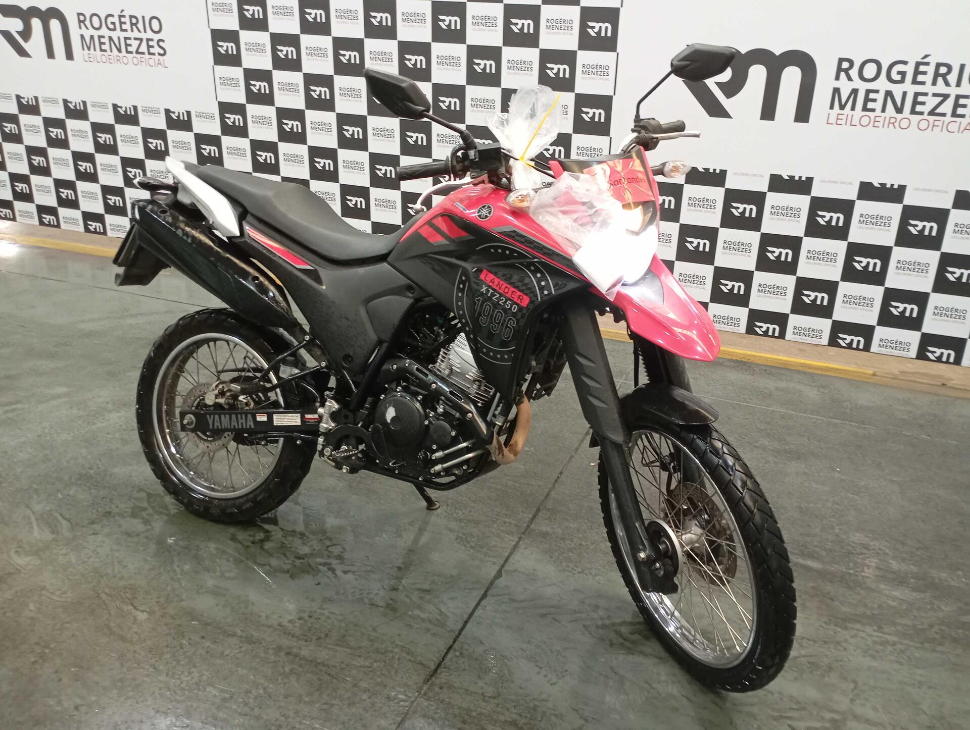 YAMAHA XTZ 250 LANDER 2024