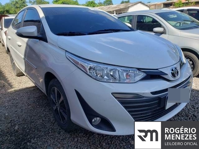 TOYOTA YARIS SEDA XS CONNECT CVT 1.5 16V 2021