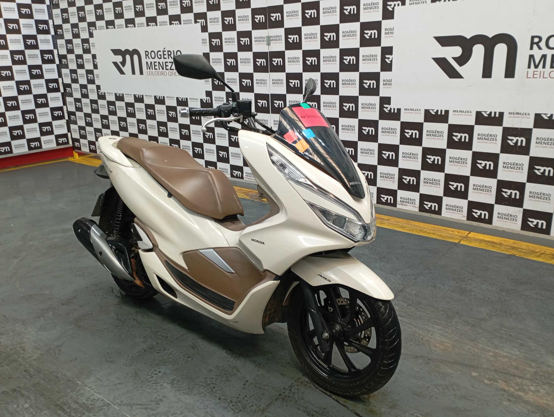 PCX 150 DLX ABS 2019