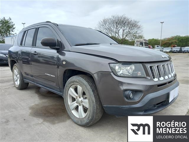 COMPASS SPORT2.0L 2015