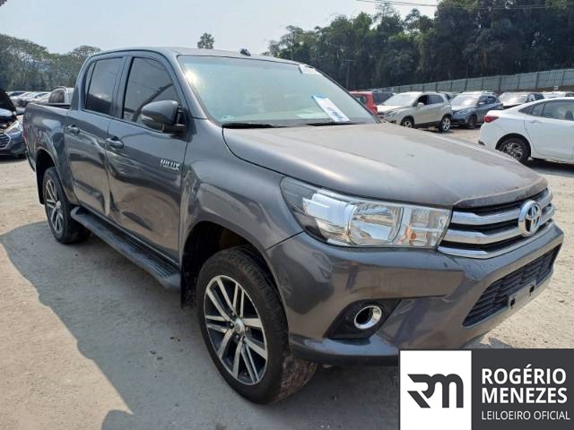 TOYOTA HILUX CD 2020