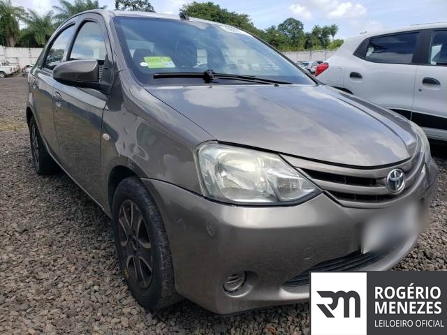 ETIOS SEDA X 1.5 2017