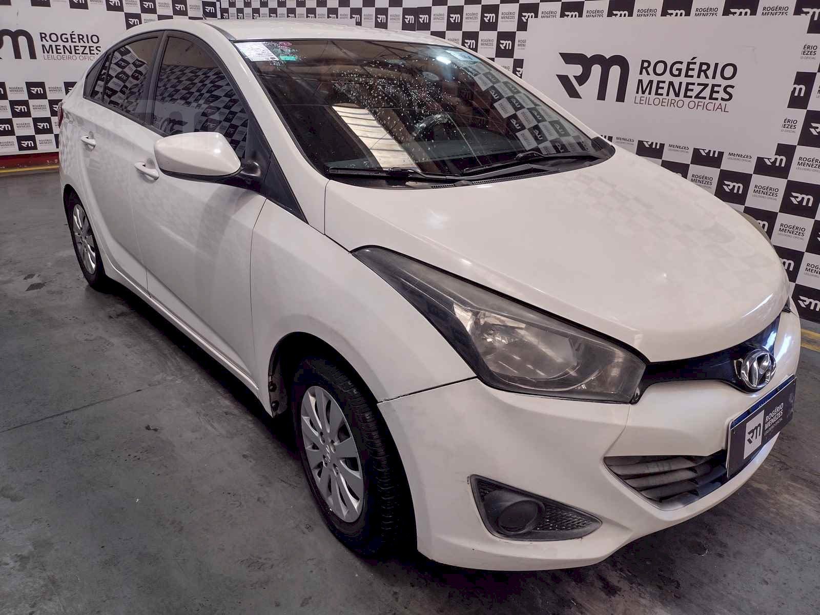 HYUNDAI HB20S 1.6M COMF 2015 GASOLINA ALCOOL