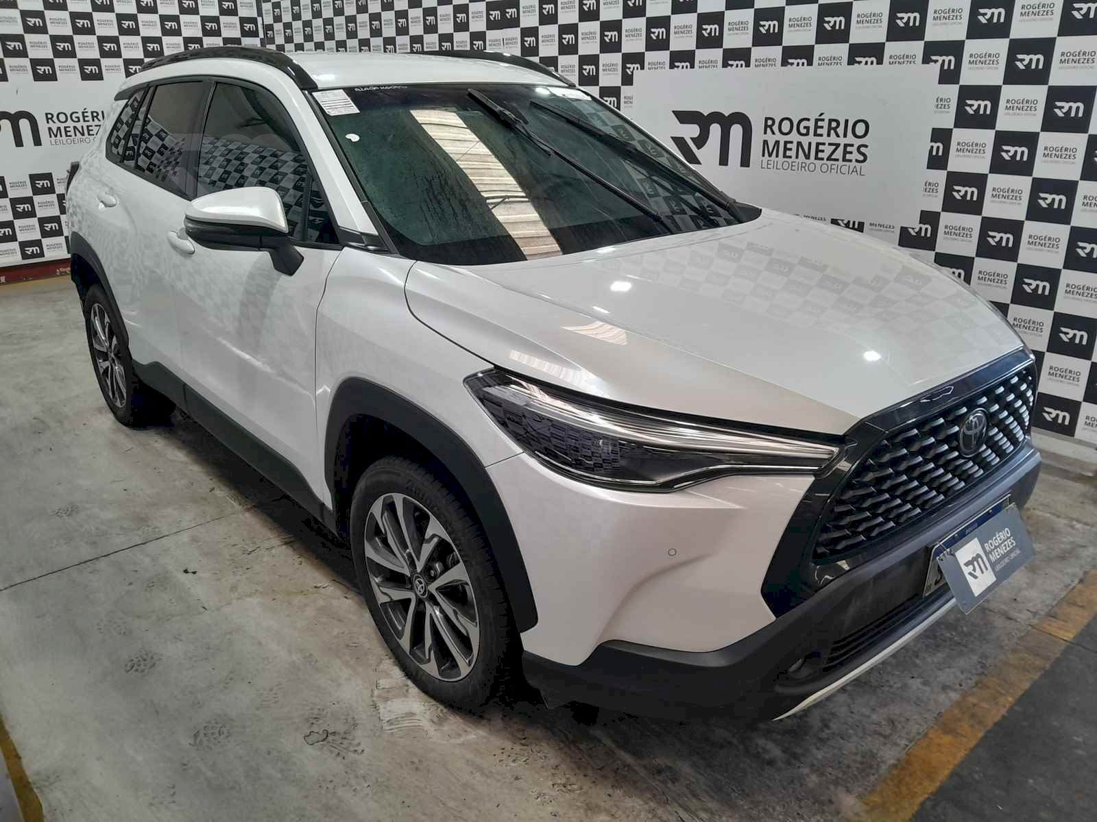 TOYOTA COROLLA CROSS XRE 2023 2024 GASOLINA