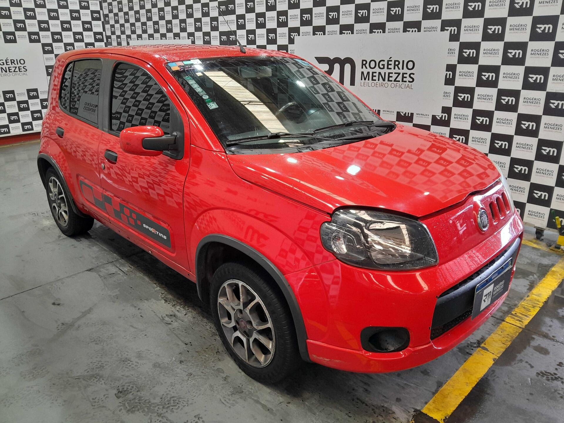 FIAT UNO SPORTING 1.4 2012