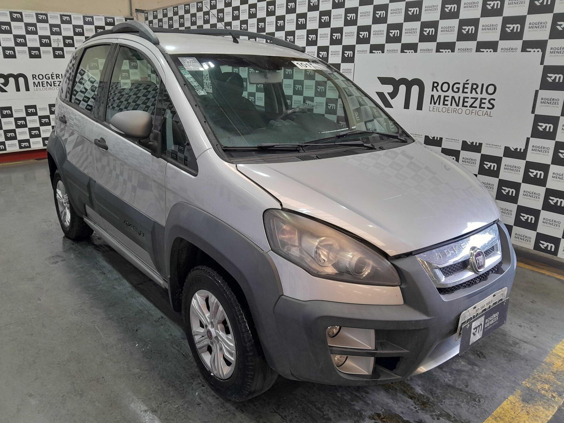 FIAT IDEA ADVENTURE 1.8 2013