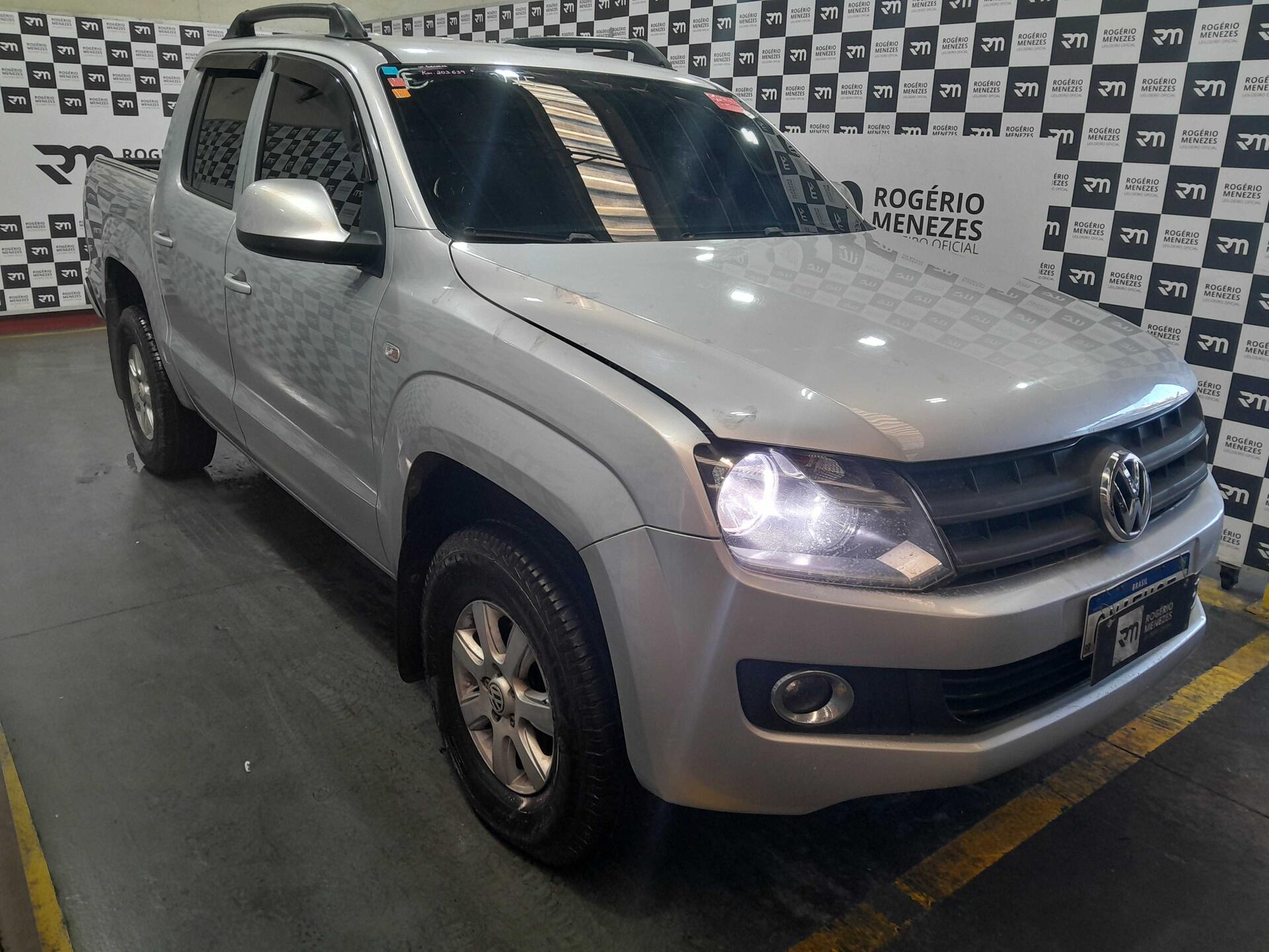 VOLKSWAGEN AMAROK CD 4X4 S 2.0 2013