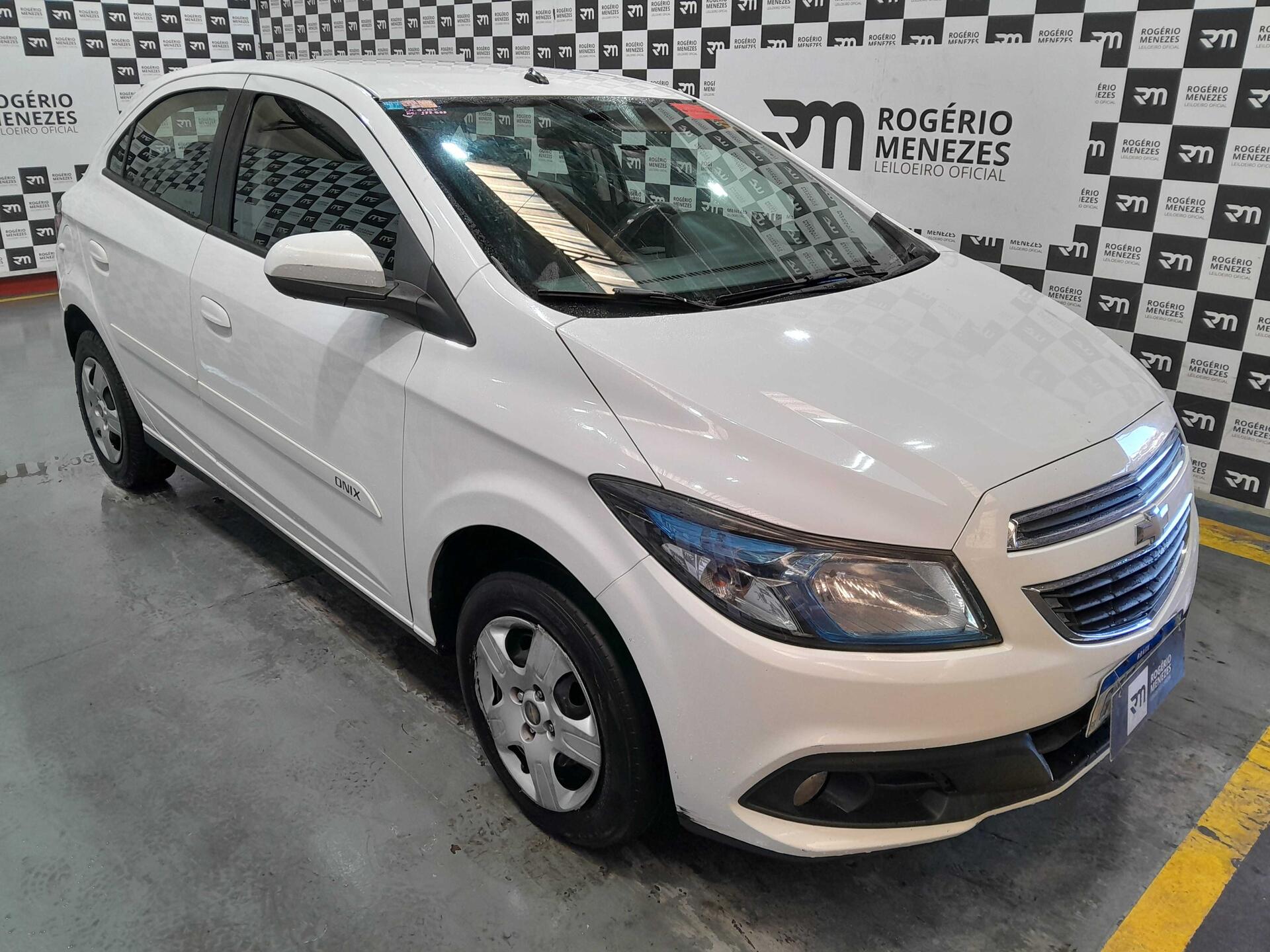 CHEVROLET ONIX 2016