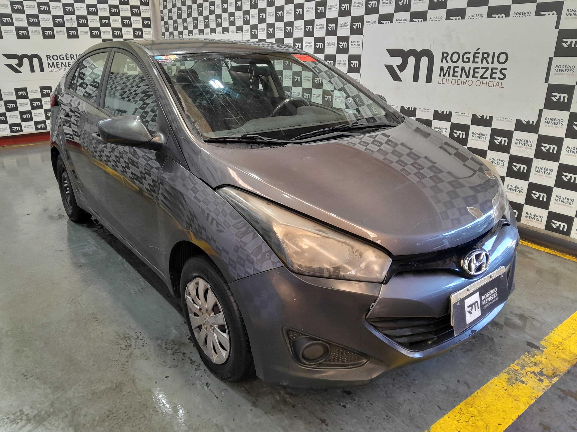 HYUNDAI HB20S 2015