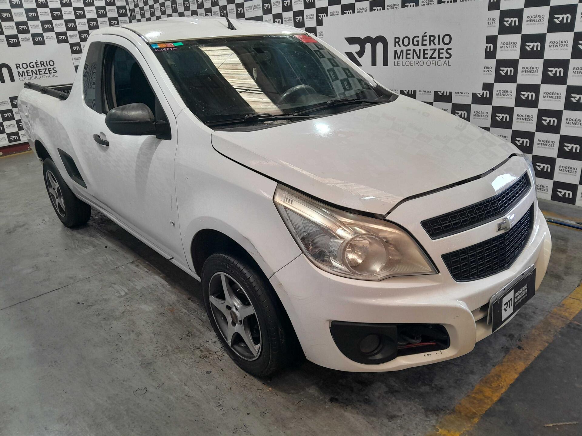 CHEVROLET MONTANA LS 2010