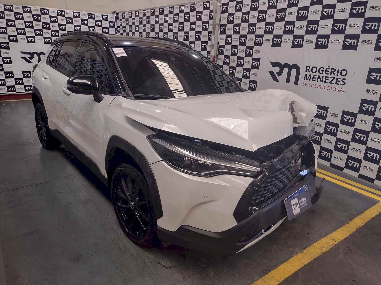 TOYOTA COROLLA CROSS 2023