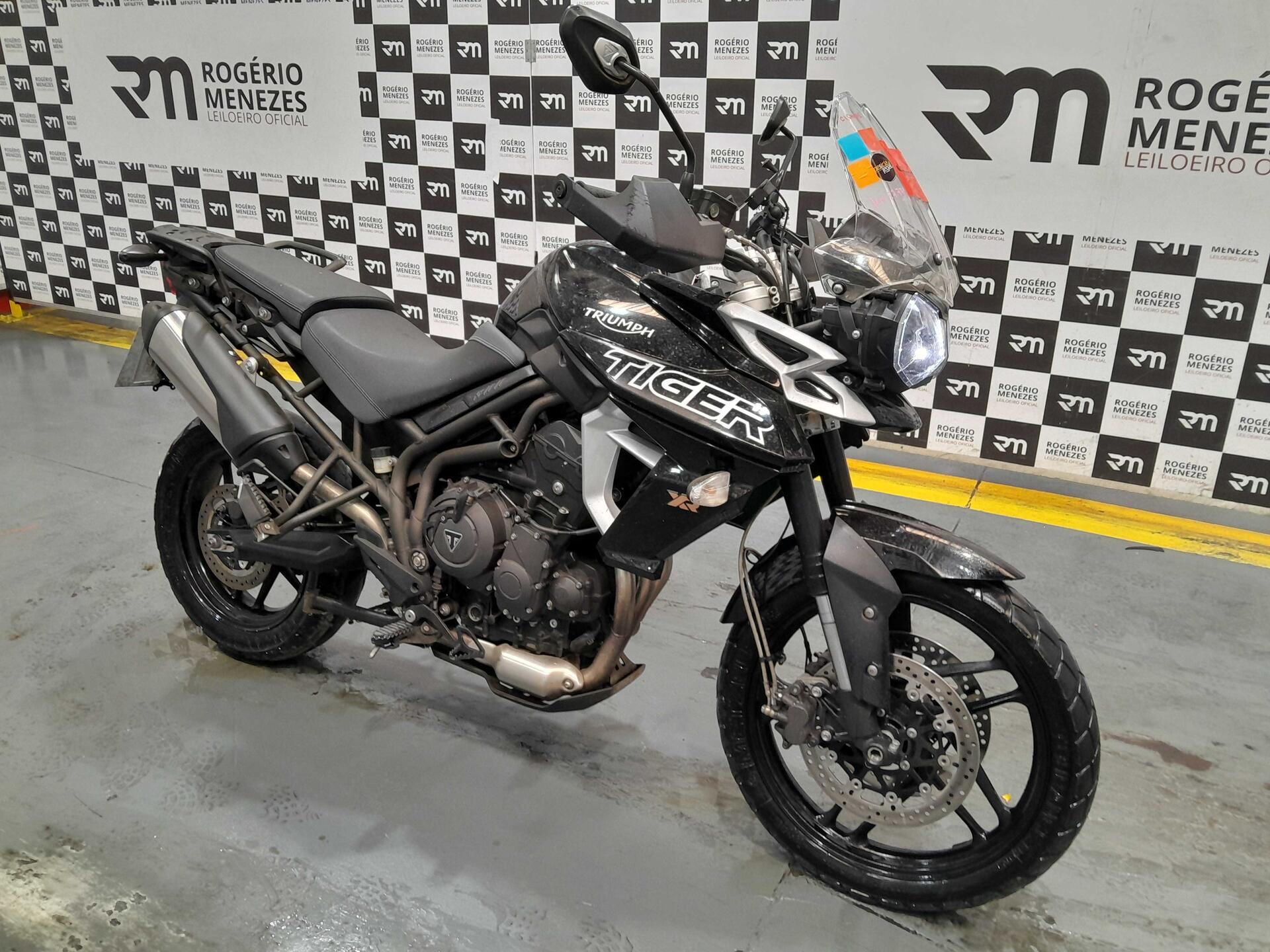 TRIUMPH TIGER 800 XR 2019