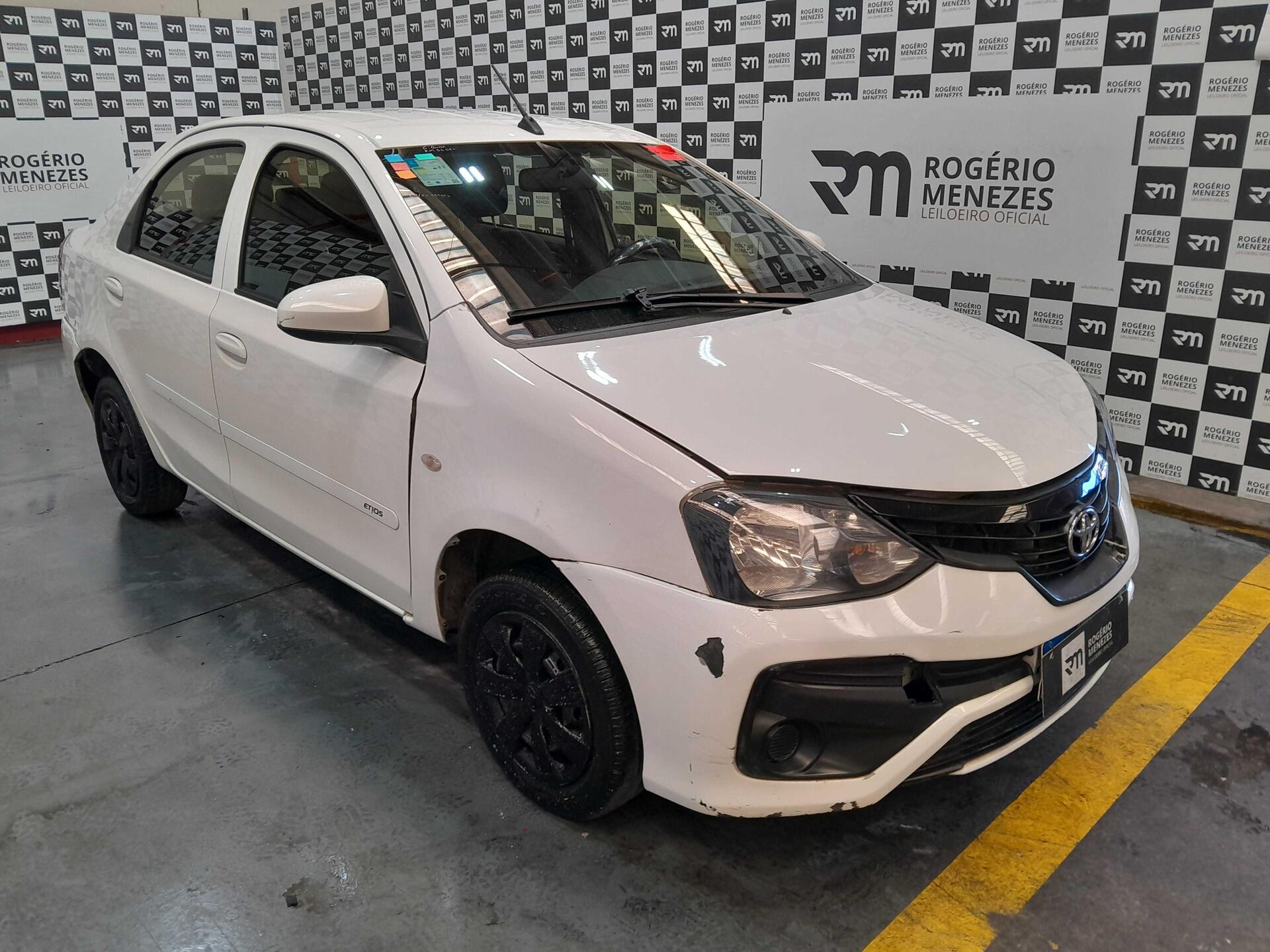TOYOTA ETIOS SD X VSC MT 1.5 2020