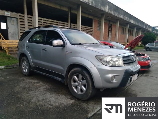 HILUXSW4 SRV4X4 2010